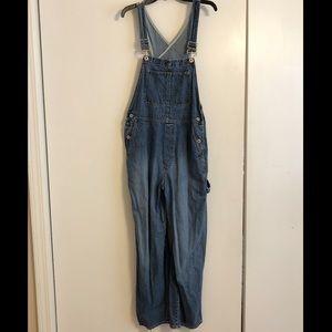 Womens Medium-Large Gap Overalls